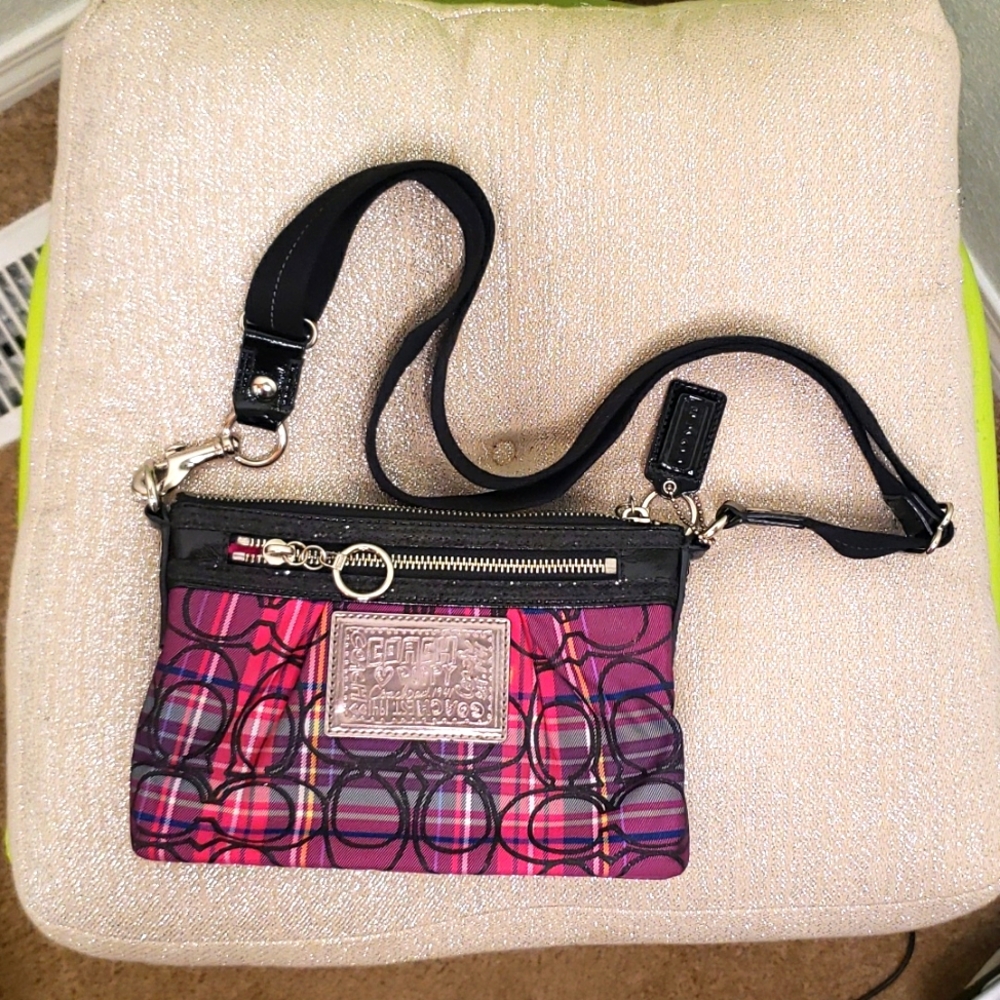 Colorful Coach Poppy bag 5 1/2 x 8"